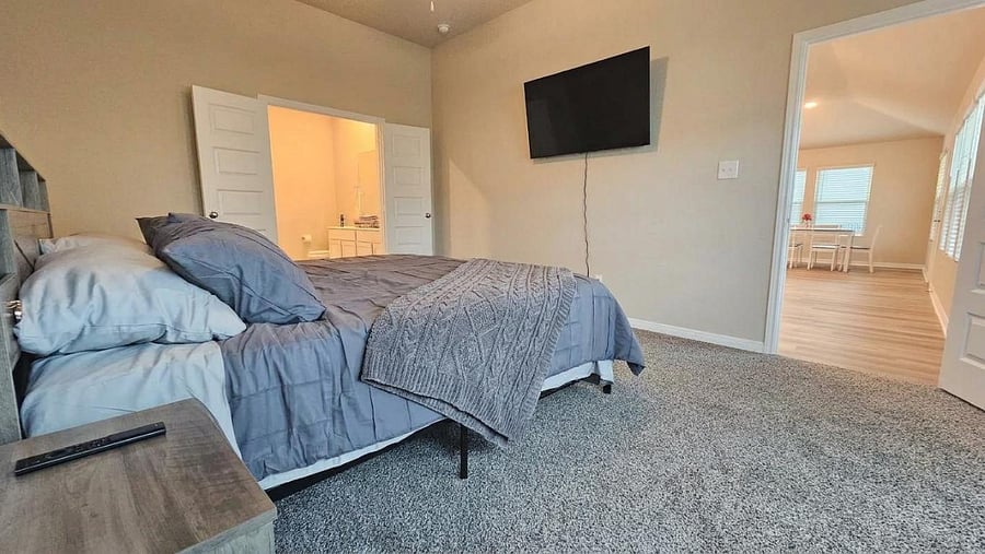Furnished Finder property 1044782_1 photo 6