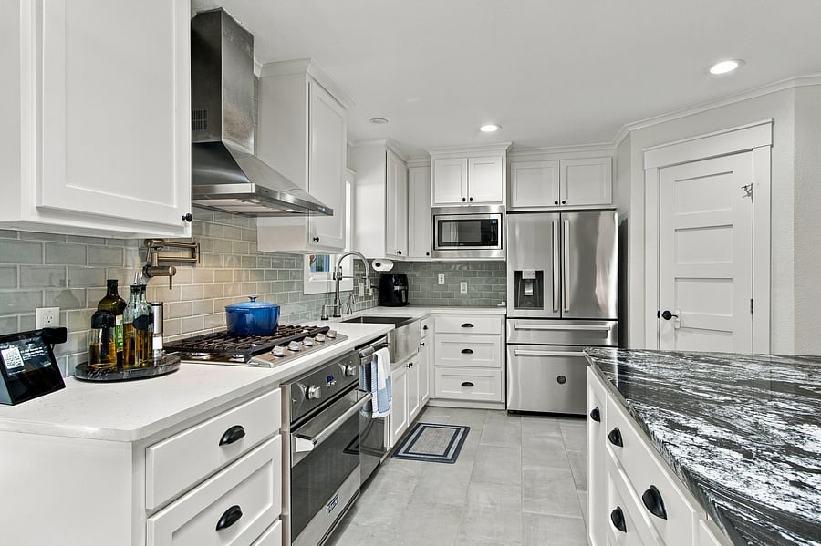 Furnished Finder property 1044807_1 photo 11