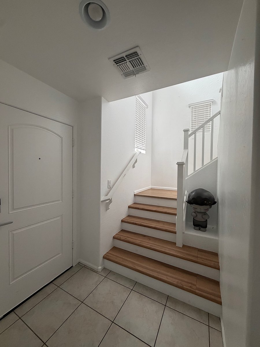 Furnished Finder property 1044812_1 photo 6