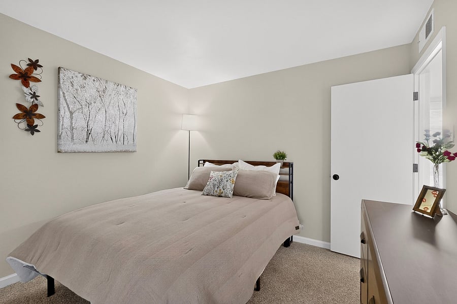 Furnished Finder property 1044814_1 photo 40