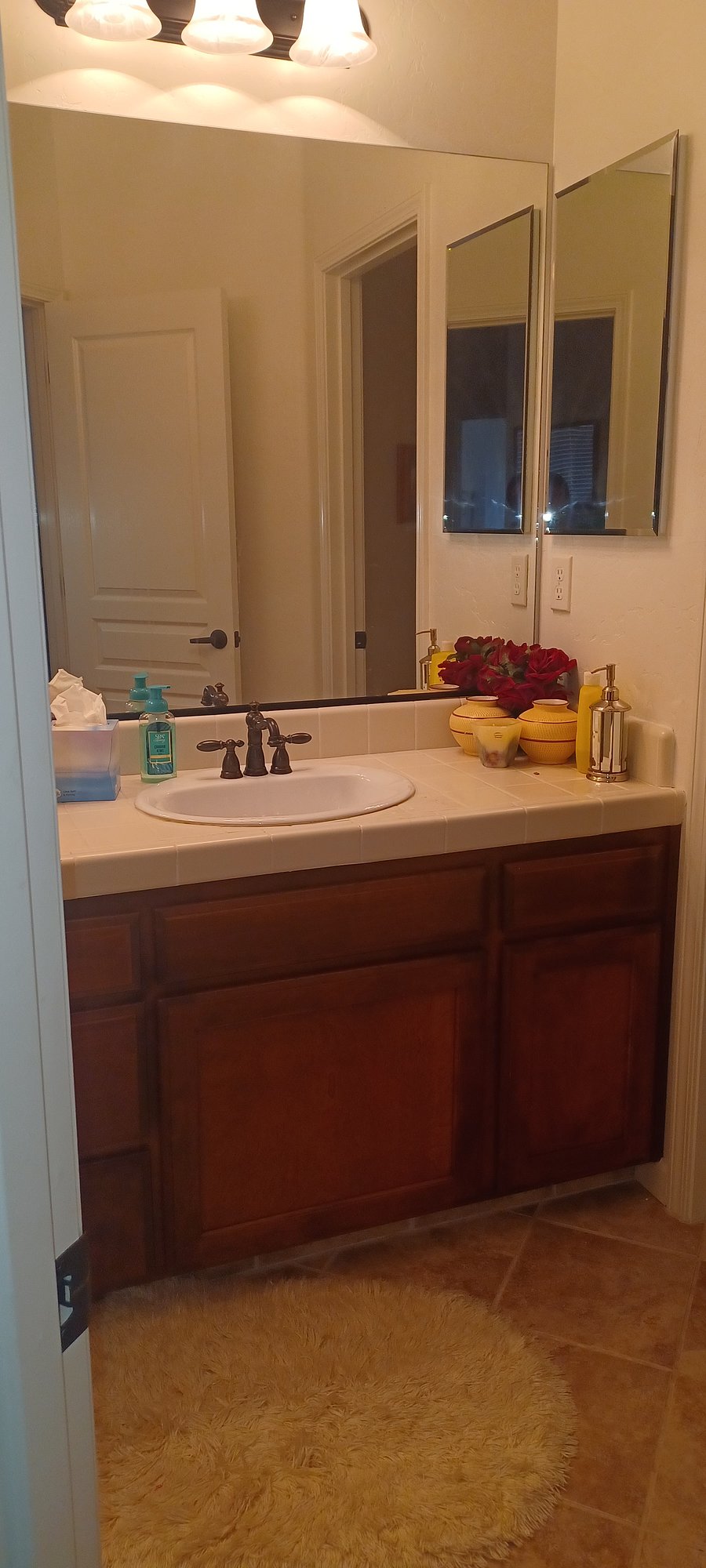 Furnished Finder property 1044826_1 photo 9