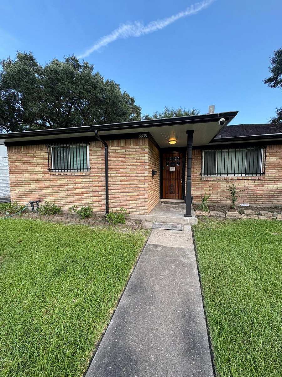 Furnished Finder property 1044830_1 photo 11