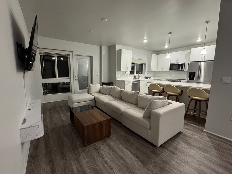 Furnished Finder property 1044854_1 photo 3
