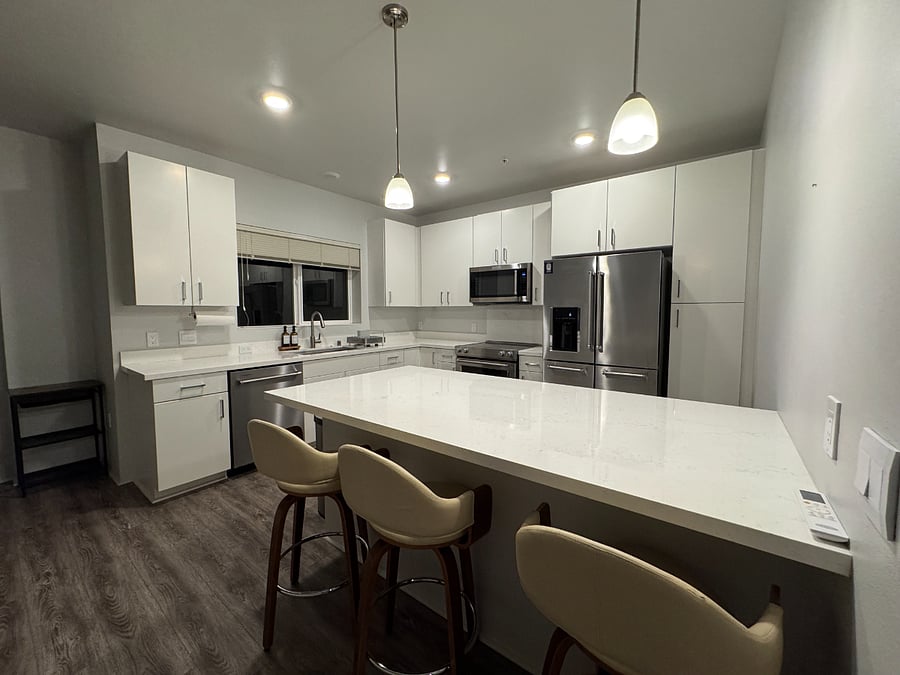 Furnished Finder property 1044854_1 photo 4