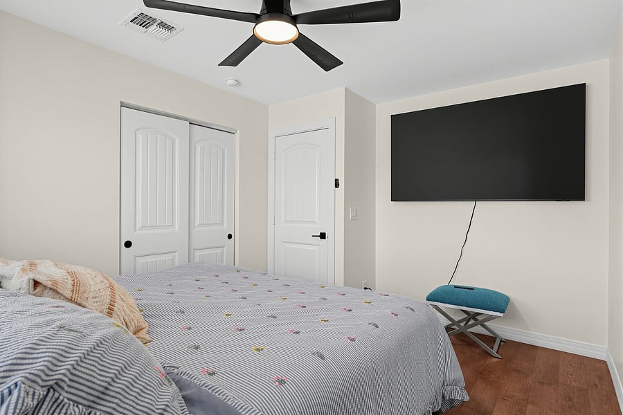 Furnished Finder property 1044869_3 photo 24