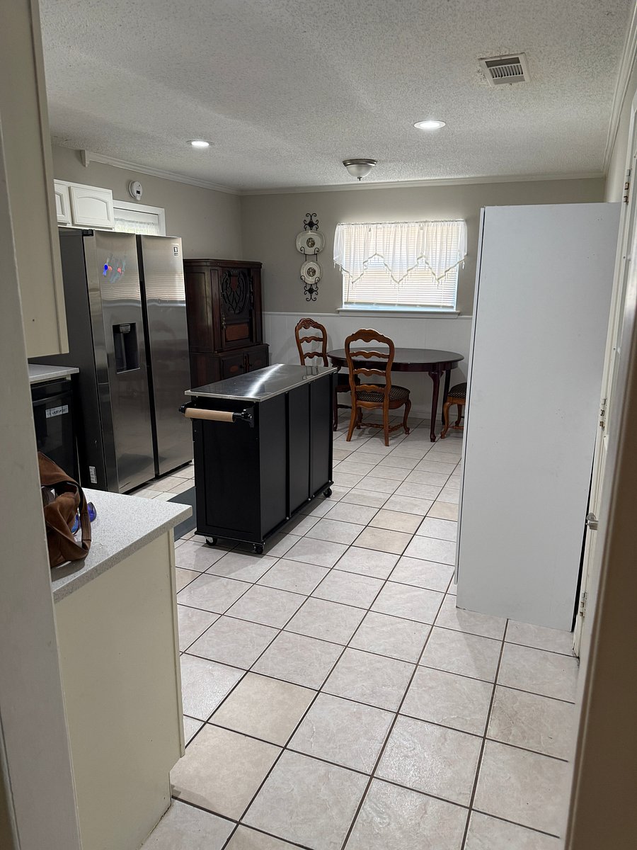 Furnished Finder property 1044881_1 photo 4