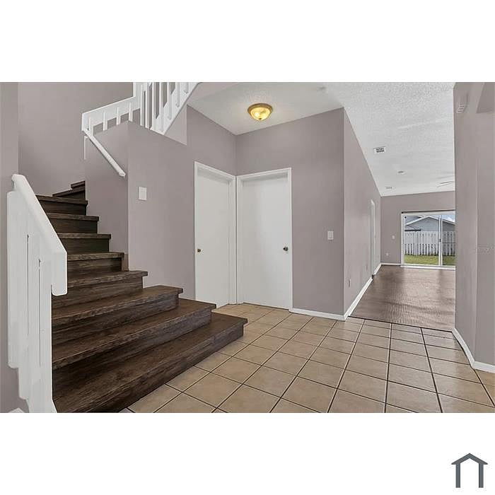 Furnished Finder property 1044883_1 photo 5