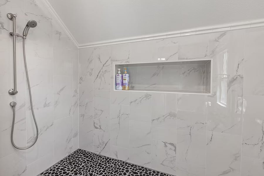 Furnished Finder property 1044905_1 photo 12