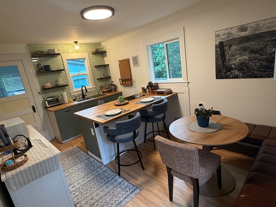 Furnished Finder property 1044912_1 photo 3