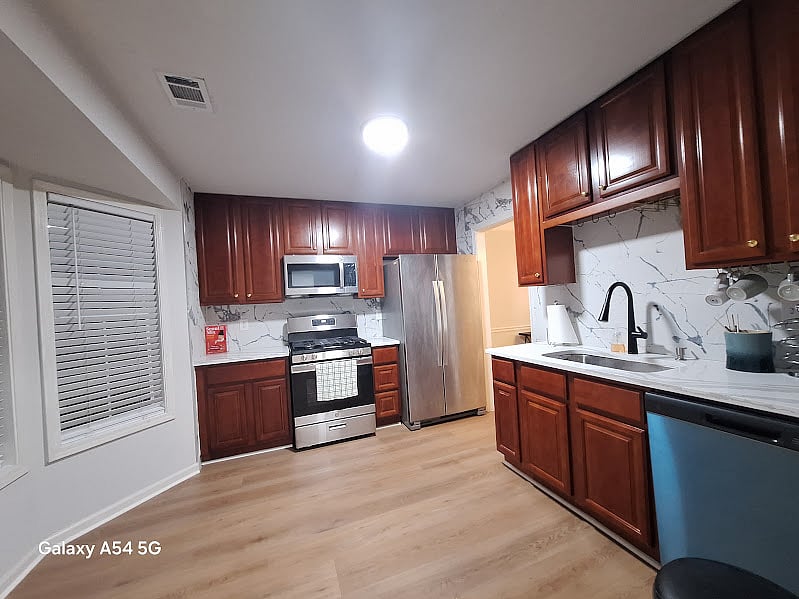 Furnished Finder property 1044916_1 photo 4