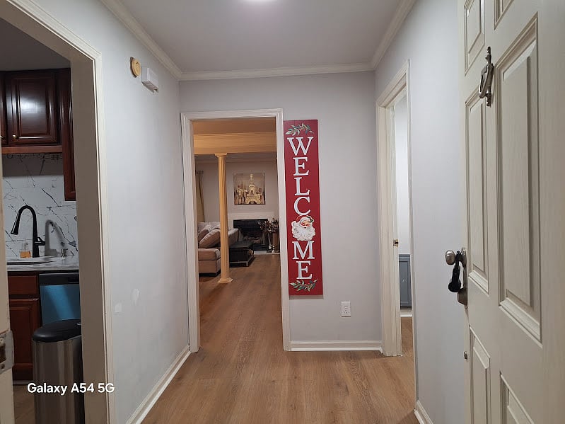 Furnished Finder property 1044916_1 photo 11
