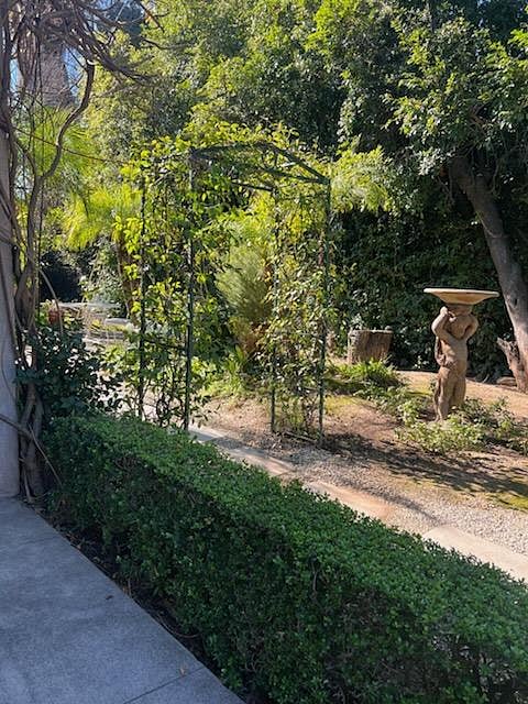 Furnished Finder property 1044918_1 photo 11