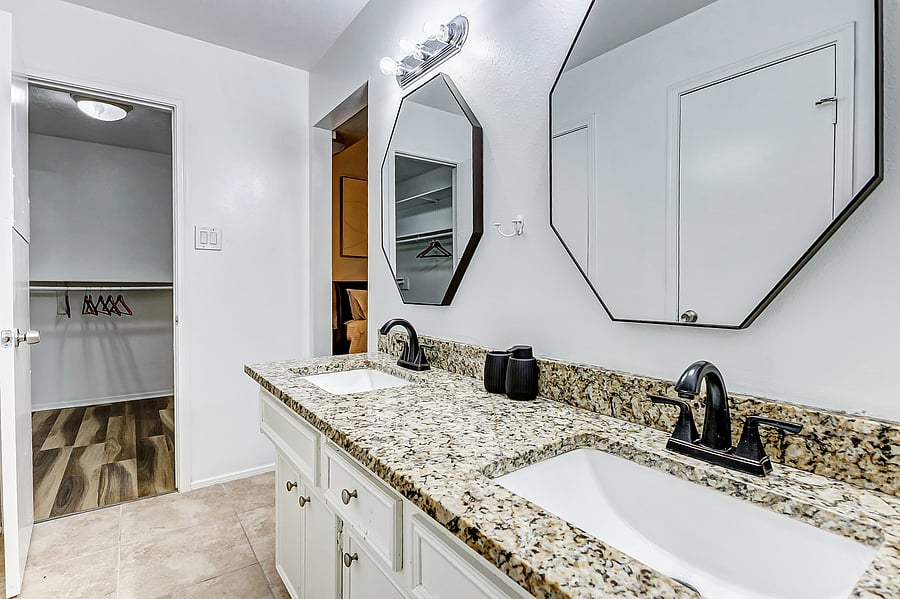 Furnished Finder property 1044924_1 photo 29