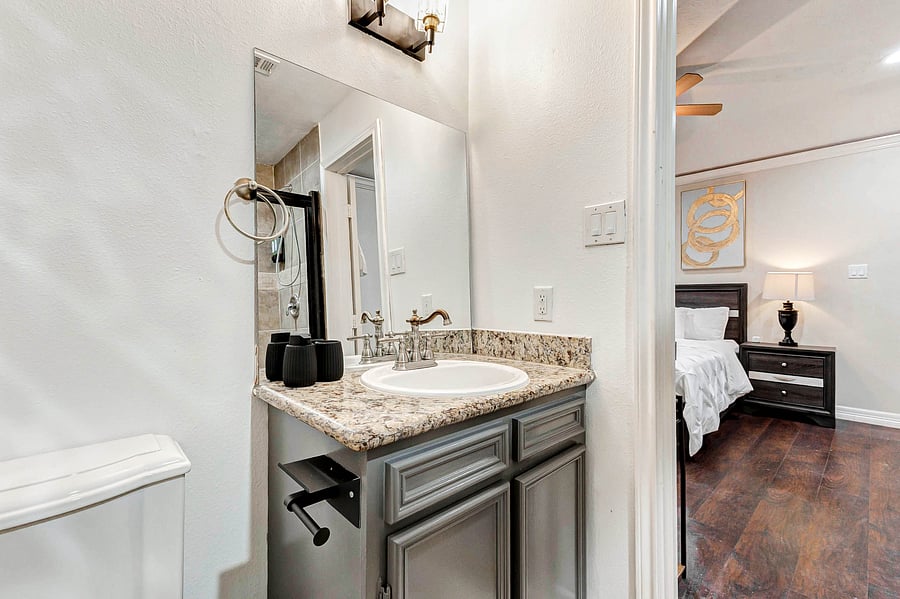 Furnished Finder property 1044930_1 photo 18