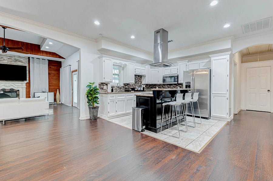 Furnished Finder property 1044930_1 photo 3