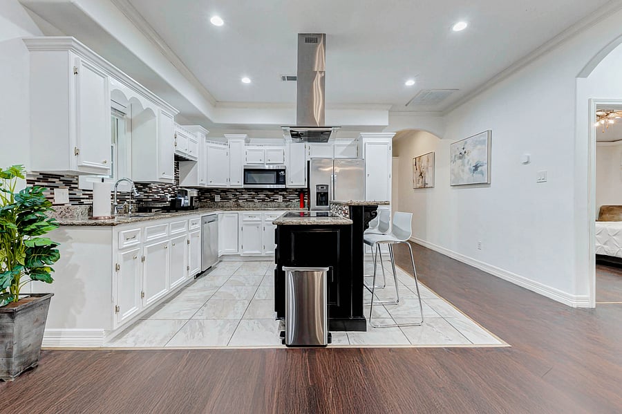 Furnished Finder property 1044930_1 photo 12