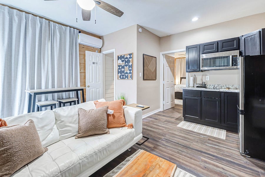 Furnished Finder property 1044930_2 photo 7