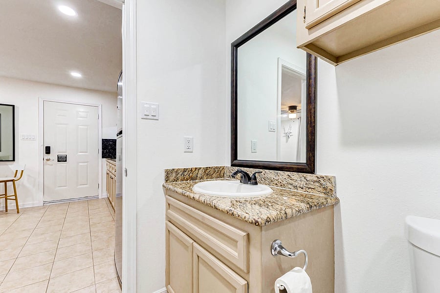 Furnished Finder property 1044930_3 photo 12