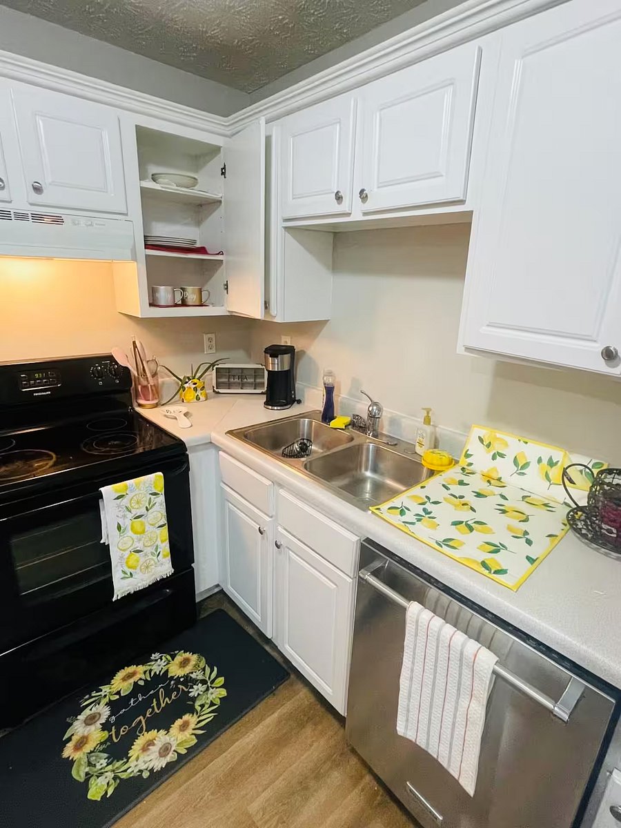 Furnished Finder property 1044934_1 photo 9