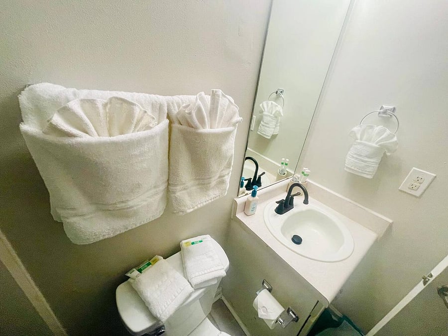 Furnished Finder property 1044934_1 photo 31