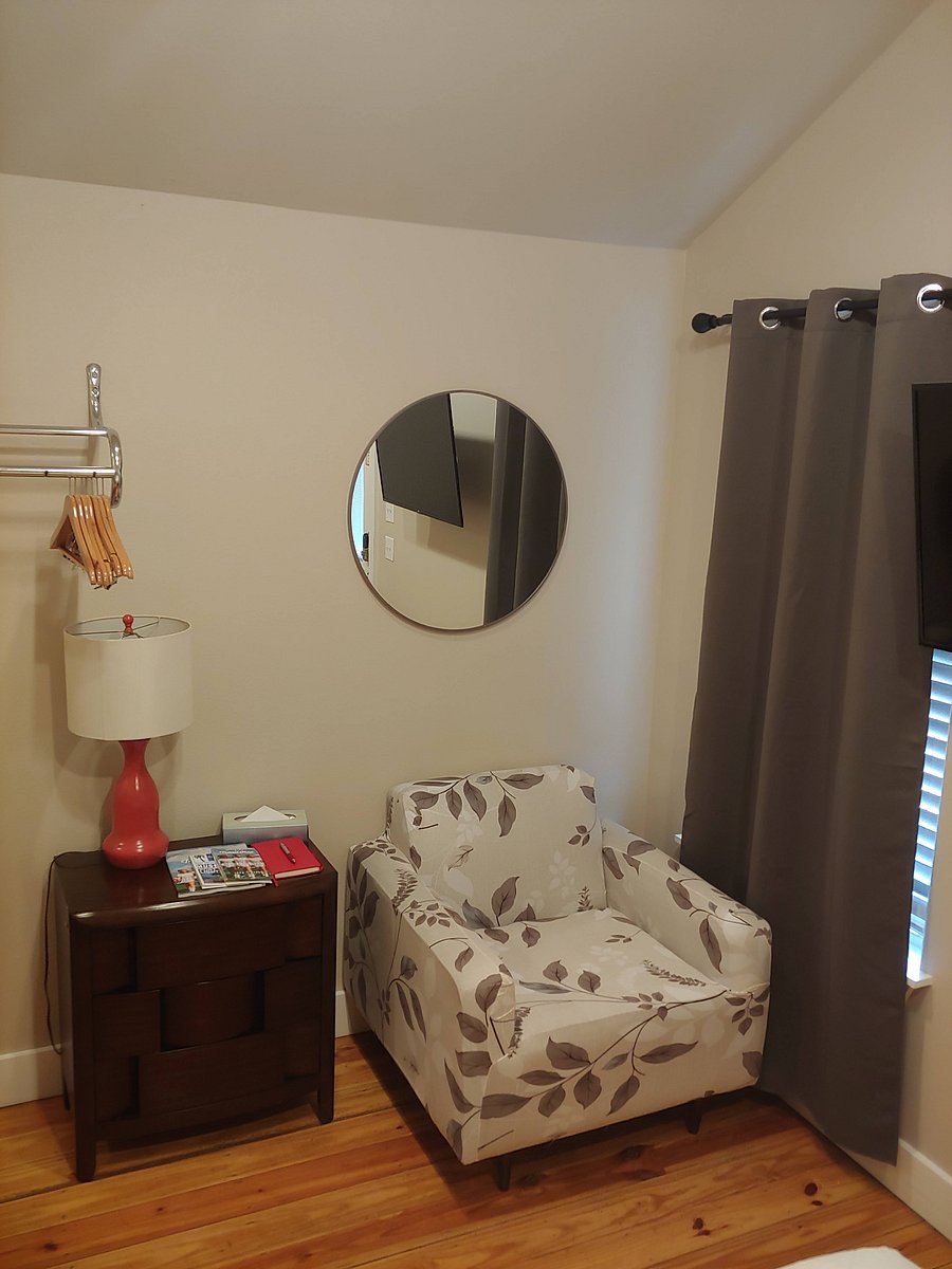 Furnished Finder property 1044948_1 photo 3