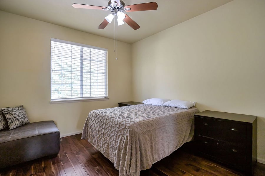 Furnished Finder property 1044958_1 photo 14