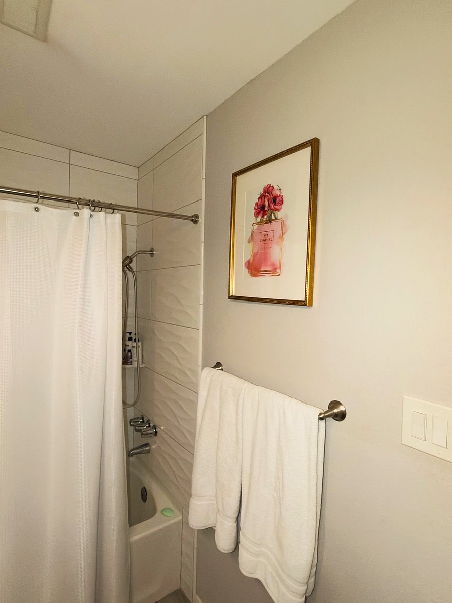 Furnished Finder property 1044973_1 photo 25