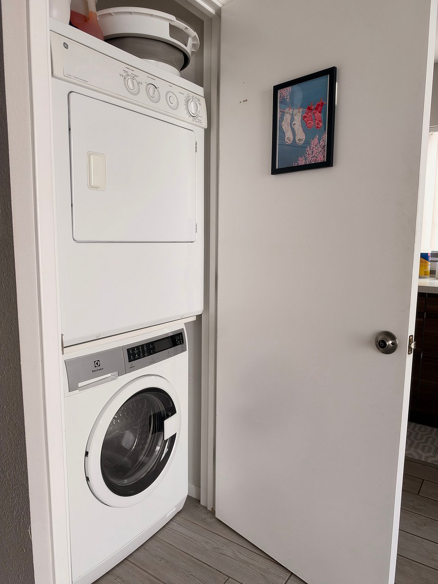 Furnished Finder property 1044973_1 photo 10