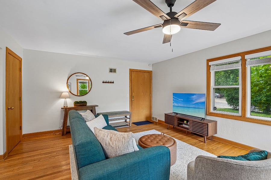 Furnished Finder property 1044977_1 photo 3
