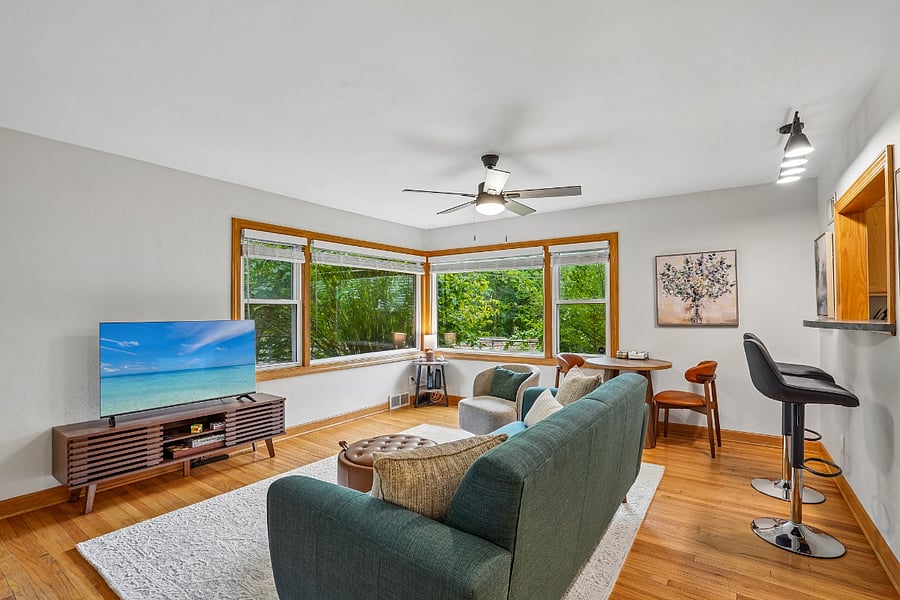 Furnished Finder property 1044977_1 photo 4