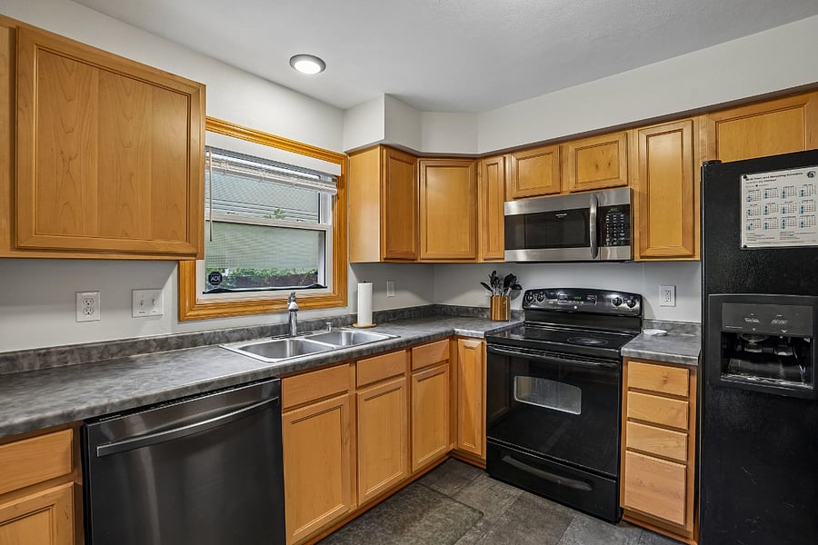 Furnished Finder property 1044977_1 photo 13
