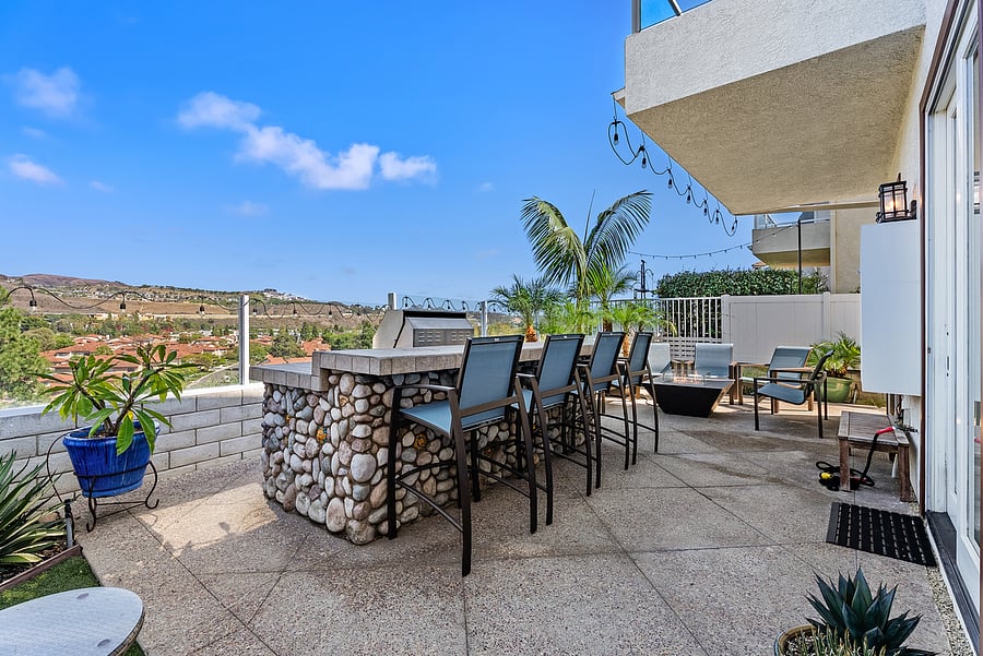 Furnished Finder property 1044981_1 photo 4