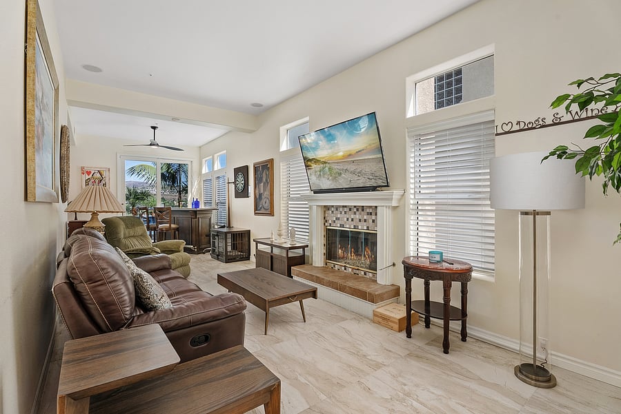 Furnished Finder property 1044981_1 photo 11