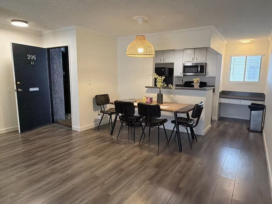 Furnished Finder property 1045012_1 photo 4