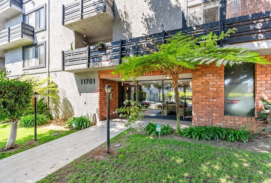 Furnished Finder property 1045012_1 photo 19