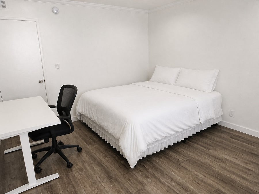 Furnished Finder property 1045012_1 photo 11