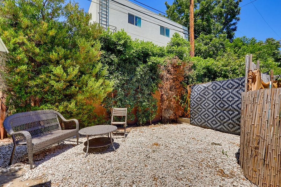 Furnished Finder property 1045017_1 photo 11