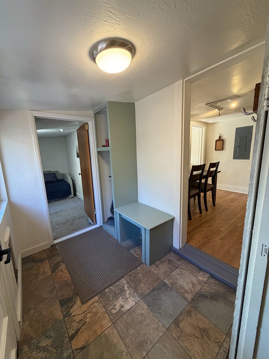 Furnished Finder property 1045037_1 photo 11