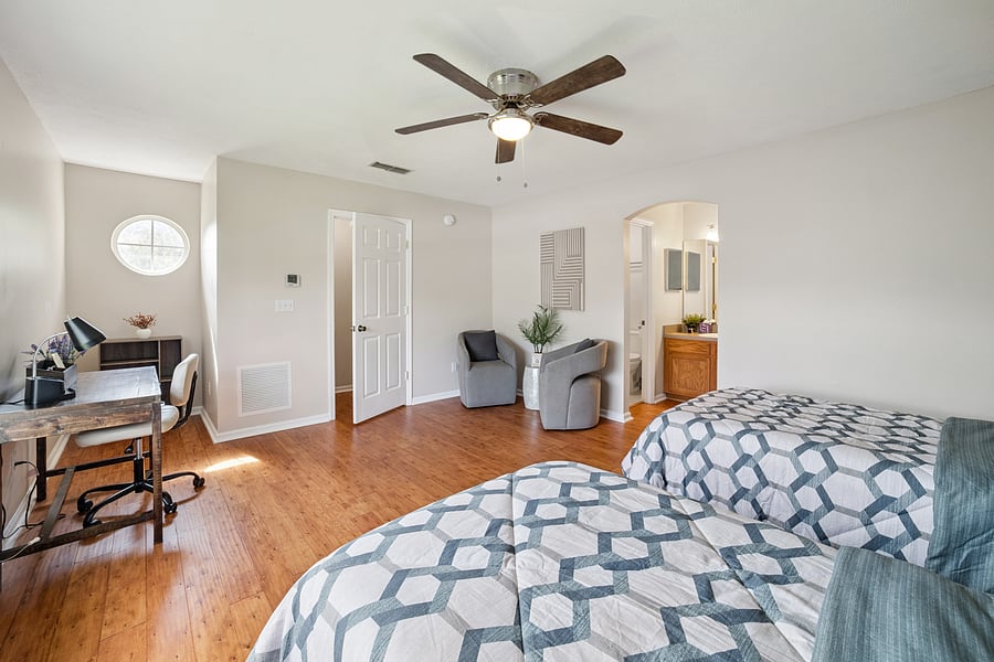 Furnished Finder property 1045038_1 photo 40