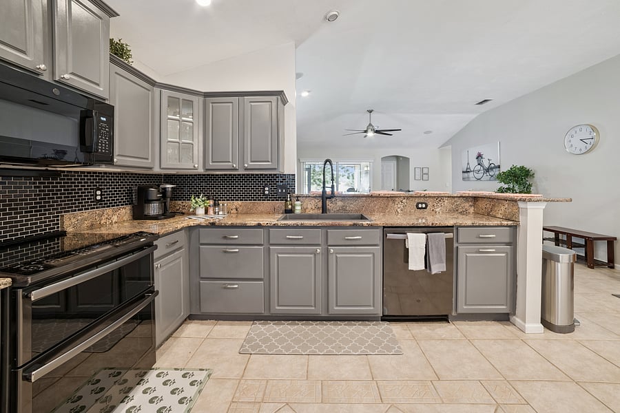 Furnished Finder property 1045038_1 photo 24