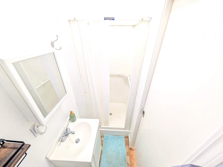 Studio bathroom