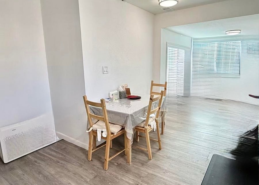Share dinning room
