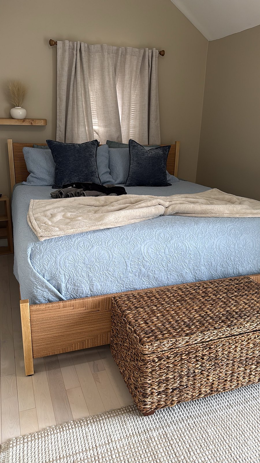 Furnished Finder property 1045047_1 photo 15