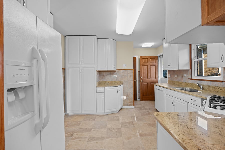 Furnished Finder property 1045049_1 photo 5