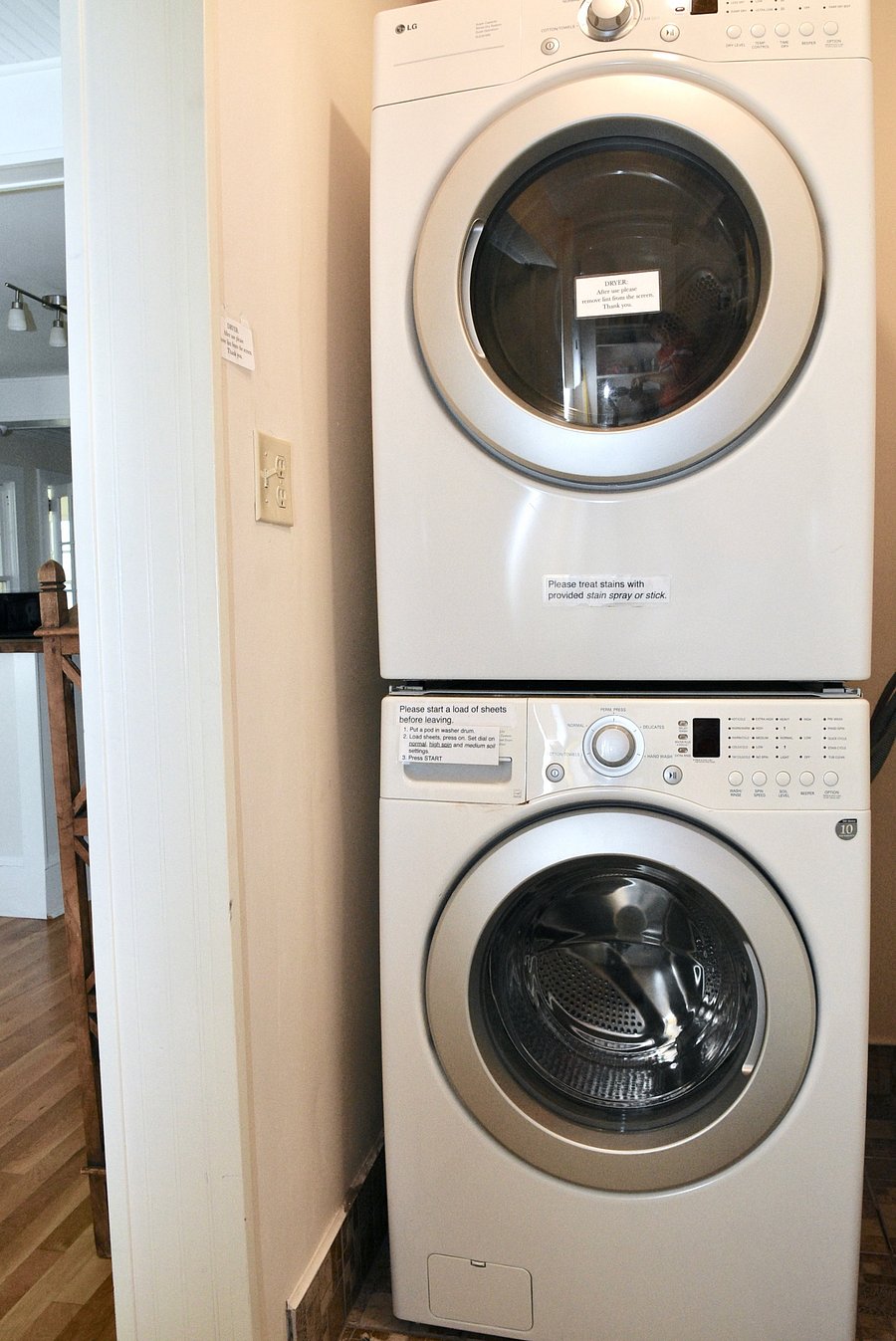 Furnished Finder property 1045062_1 photo 35