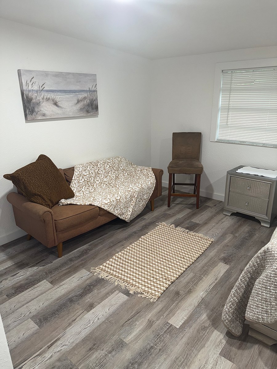 Furnished Finder property 1045084_1 photo 28