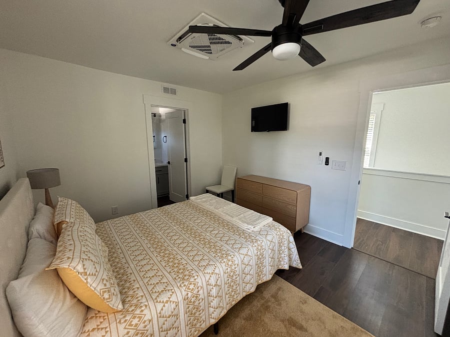Furnished Finder property 1045097_1 photo 16