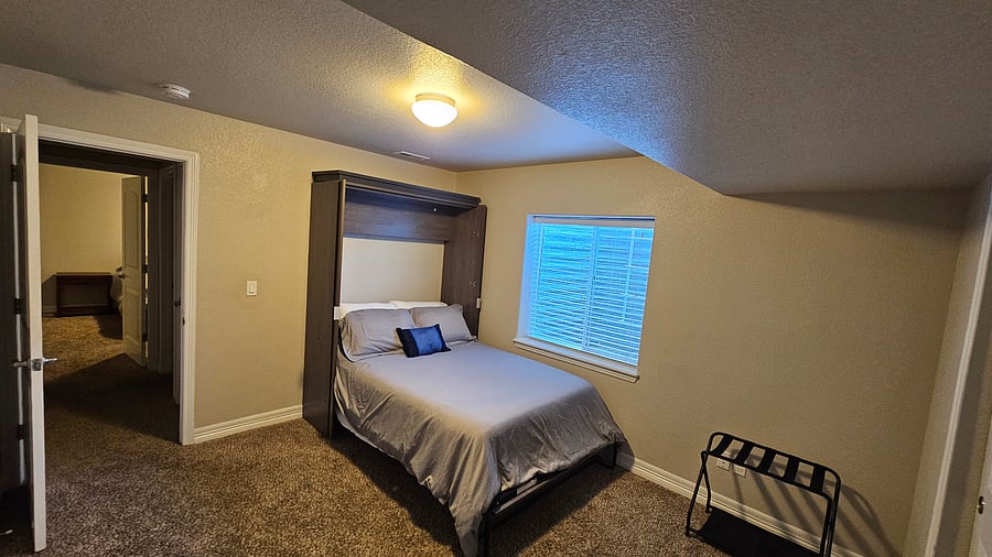 Furnished Finder property 1045136_1 photo 38