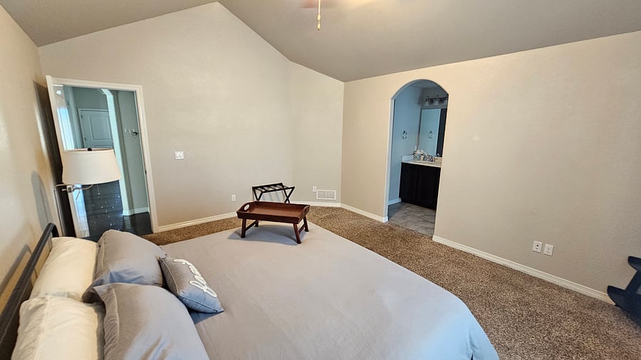 Furnished Finder property 1045136_1 photo 17