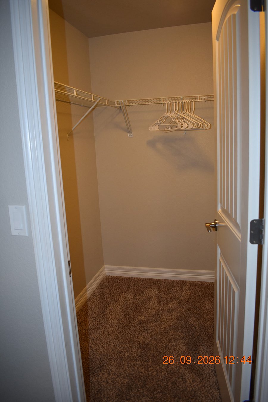 Furnished Finder property 1045136_1 photo 36